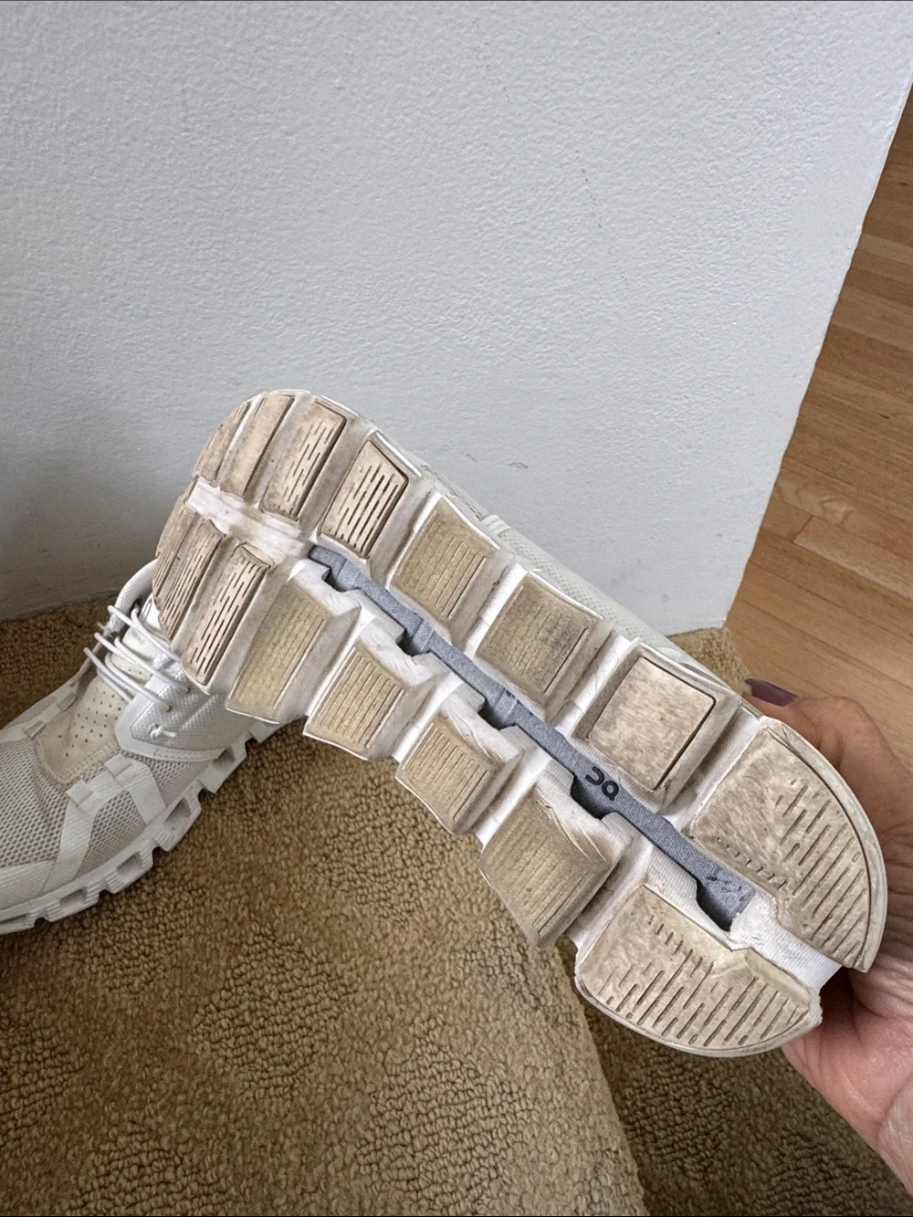 On Running Wonens White Mesh Lace-Up Sneakers